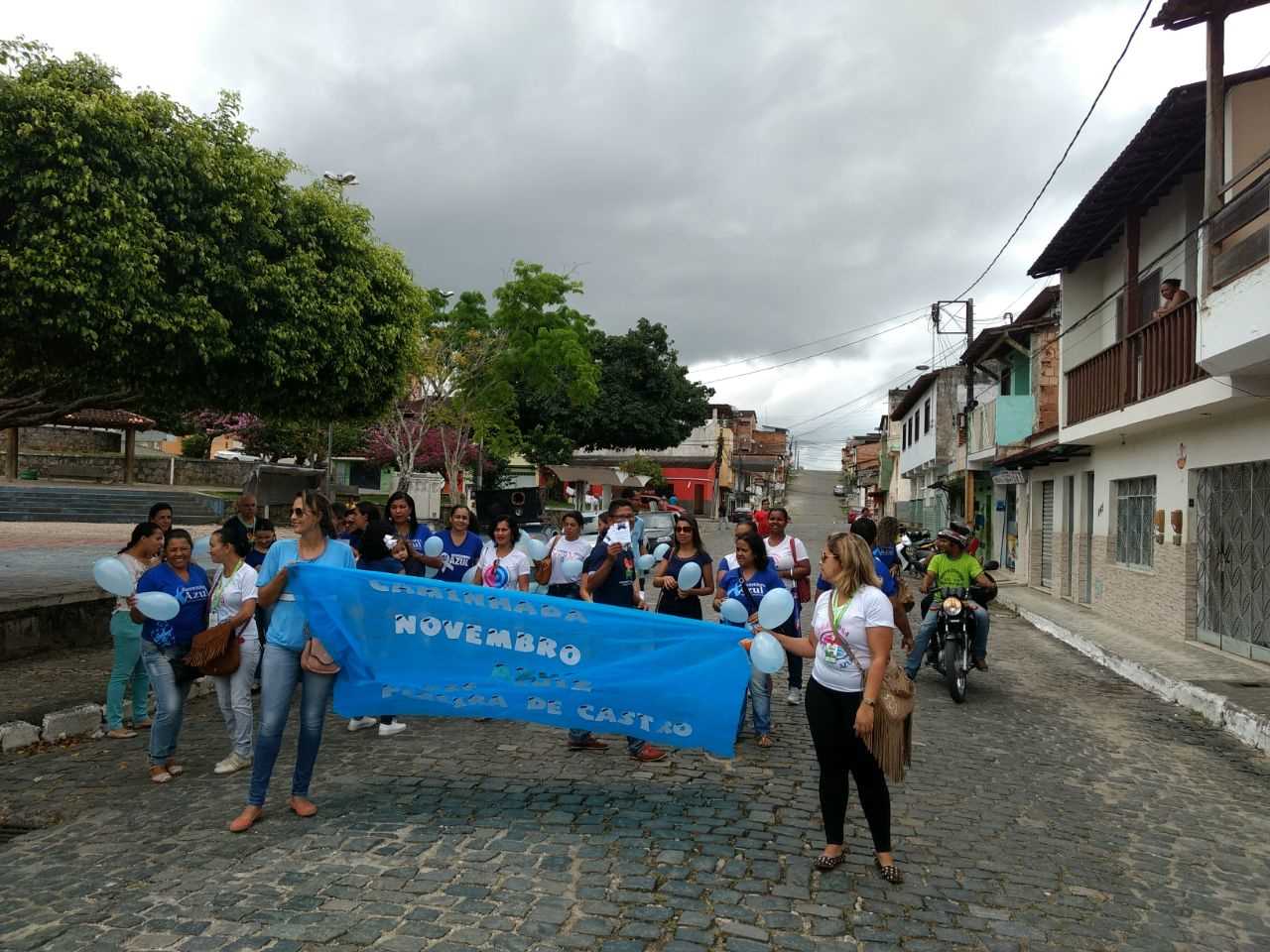 Unidade de Saúde Luís Pereira de Castro realiza caminhada novembro azul

